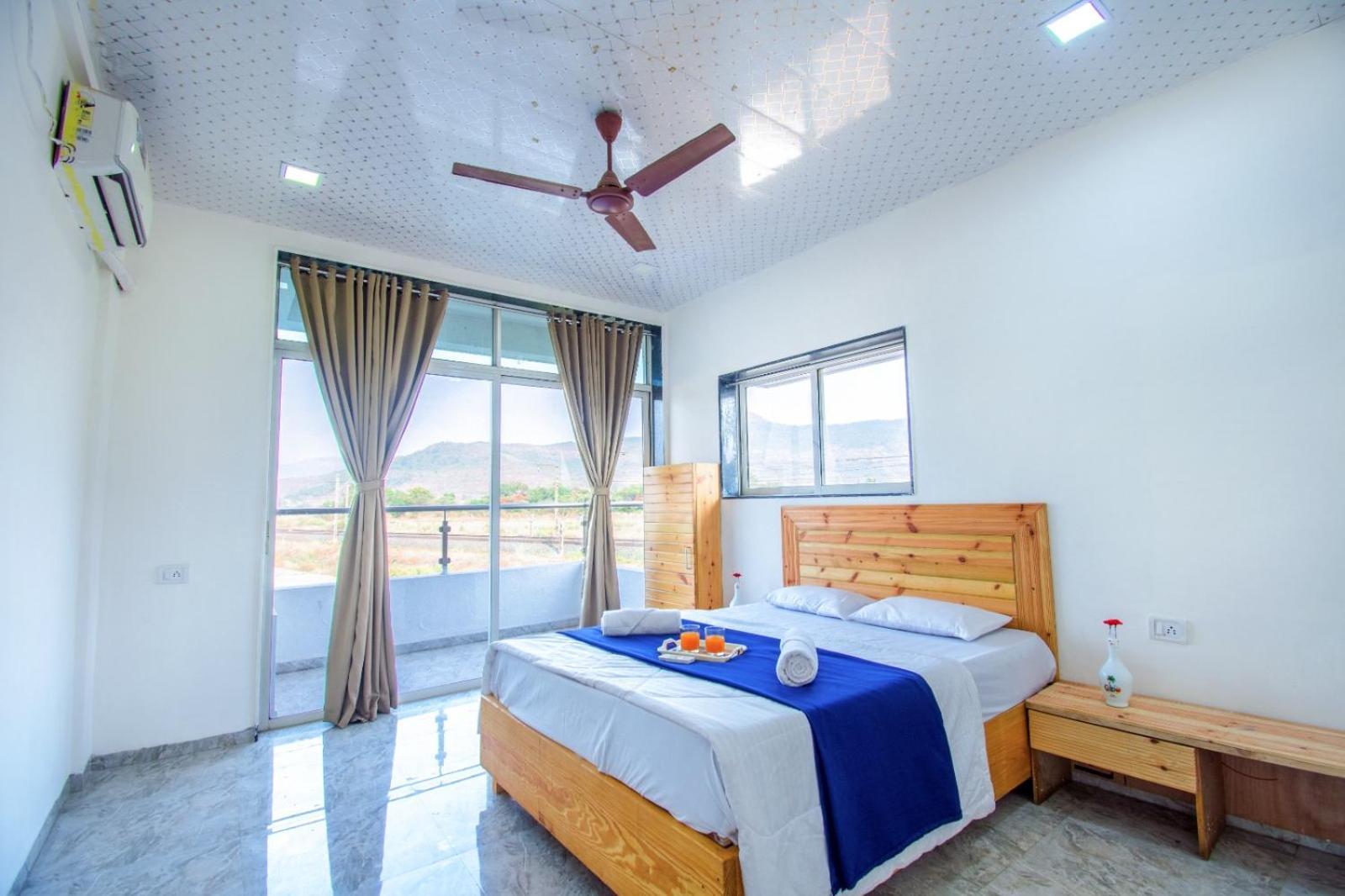 Empyrean Stay Ll 6Bhk Ll Royal Bramha Palace Ll Pvt Pool Ll Lonavala Kültér fotó