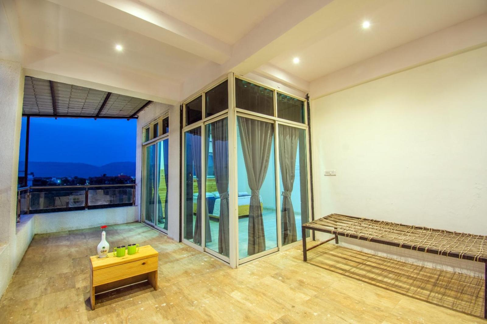 Empyrean Stay Ll 6Bhk Ll Royal Bramha Palace Ll Pvt Pool Ll Lonavala Kültér fotó