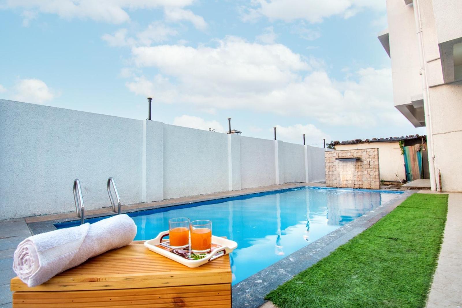 Empyrean Stay Ll 6Bhk Ll Royal Bramha Palace Ll Pvt Pool Ll Lonavala Kültér fotó